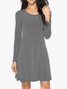 Karen Kane Black White Geometric Patterned A-Line Godet Dress. Size Large. NWOT